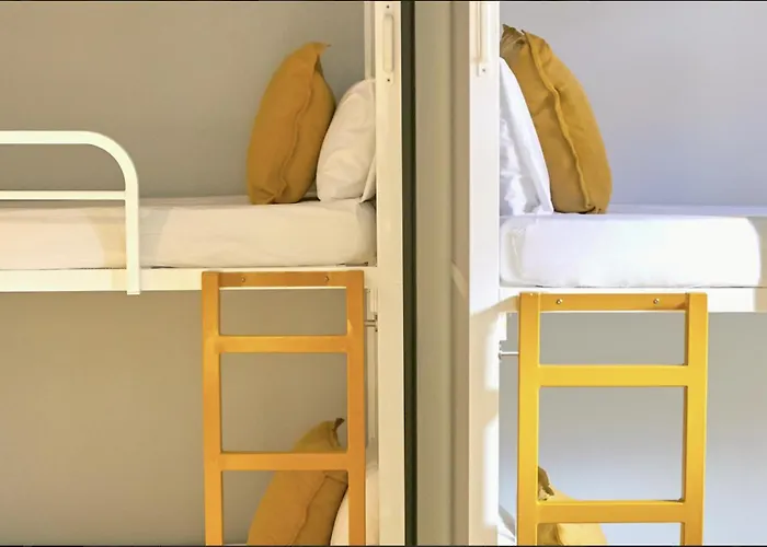 Sun & Moon Hostel Barcelona